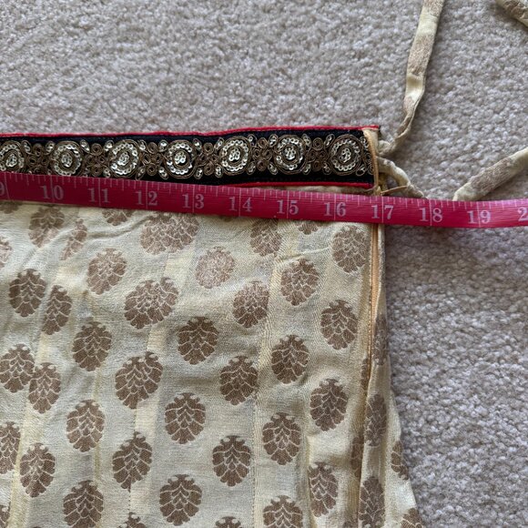 [NEW] Indian Pakistani Lehenga Choli Skirt Modern Black Gold Red XS/S - Picture 4 of 13